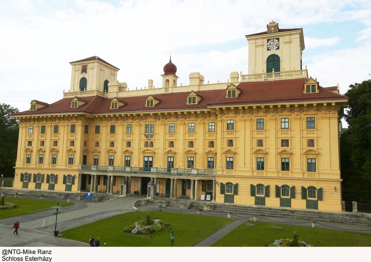 Hotel Beerenhof Wiesen Mattersburg Exterior foto